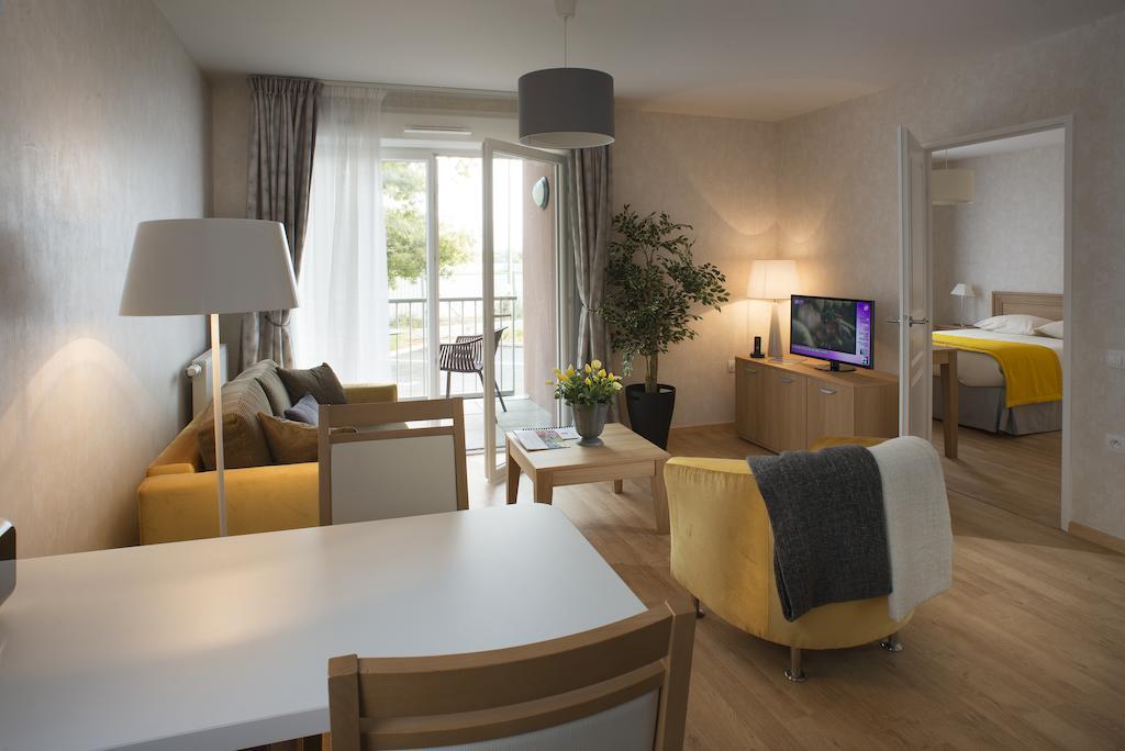 Domitys Le Parc Balsan Aparthotel Châteauroux Habitación foto